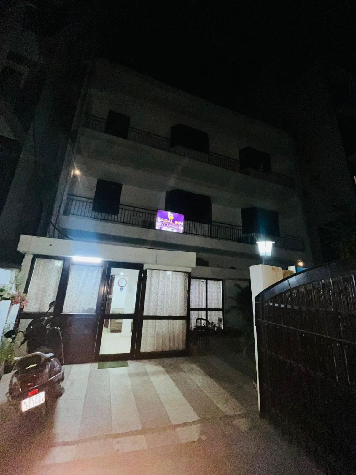 Shiv - Aiims Appartement New Delhi