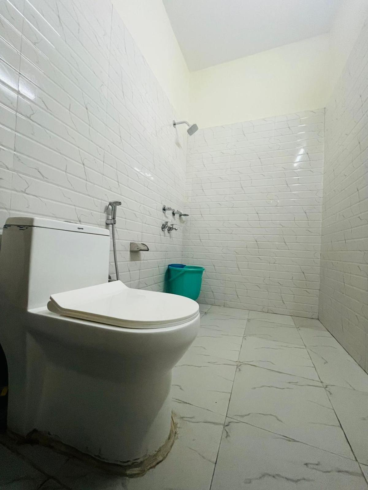 Shiv - Aiims Appartement